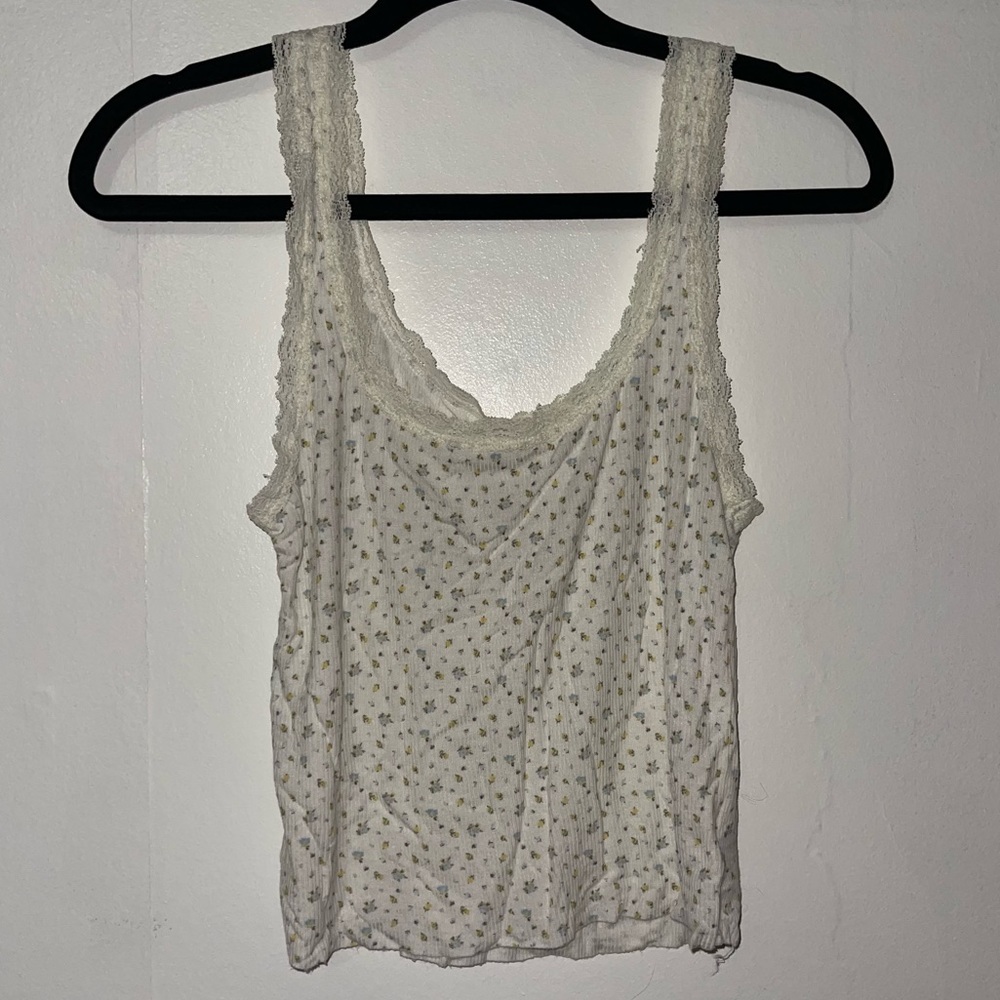 American Eagle Floral/Lace Tank